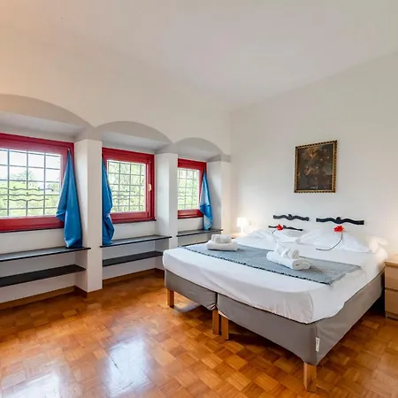 Bianca In - Happy Rapallo