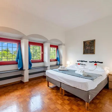 Apartment Bianca In - Happy